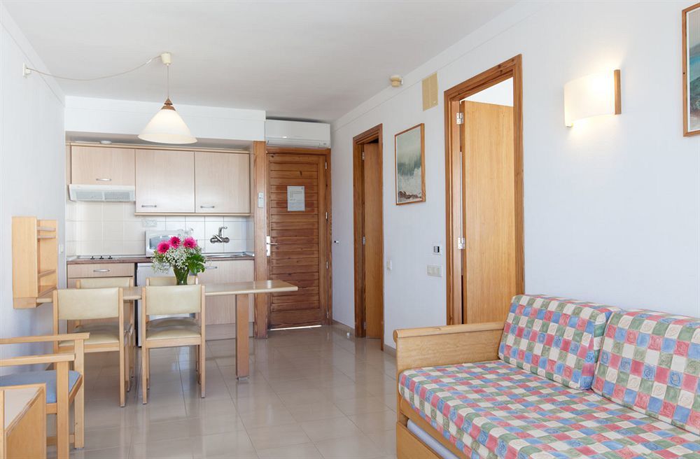 Cabot Hobby Club Apartment